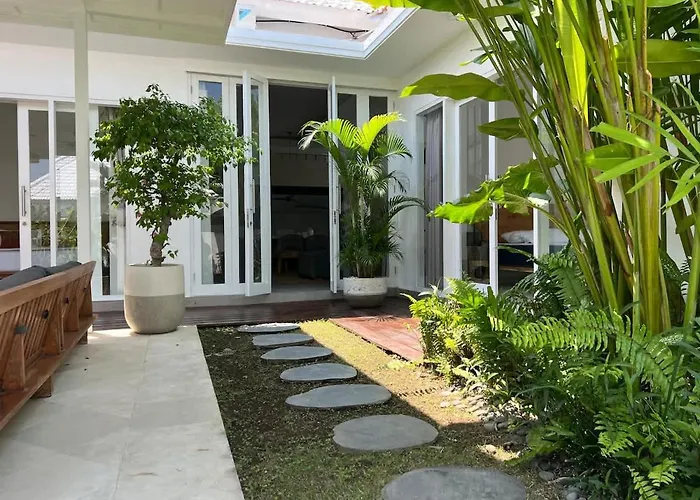3br Luxury Retreat Umalas With Pool - Theo Вилла Чангу