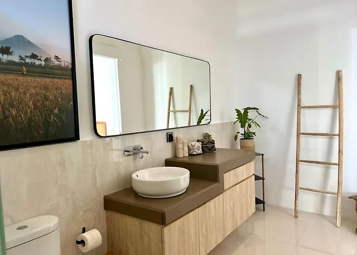 Вилла 3br Luxury Retreat Umalas With Pool - Theo