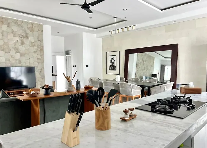 3br Luxury Retreat Umalas With Pool - Theo Вилла