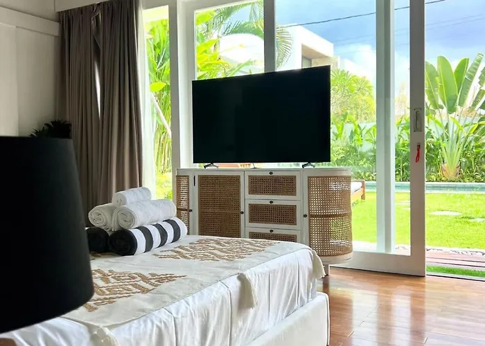 Вилла 3br Luxury Retreat Umalas With Pool - Theo